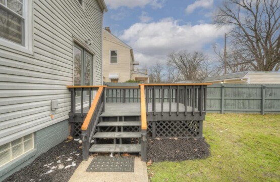 73a8c83f 8b12 4d CDe4d