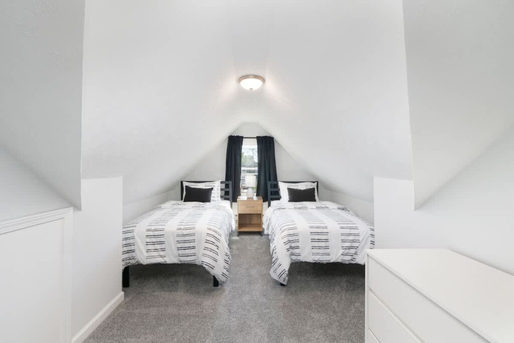 77d694f5 347f 44 zRKxE 1