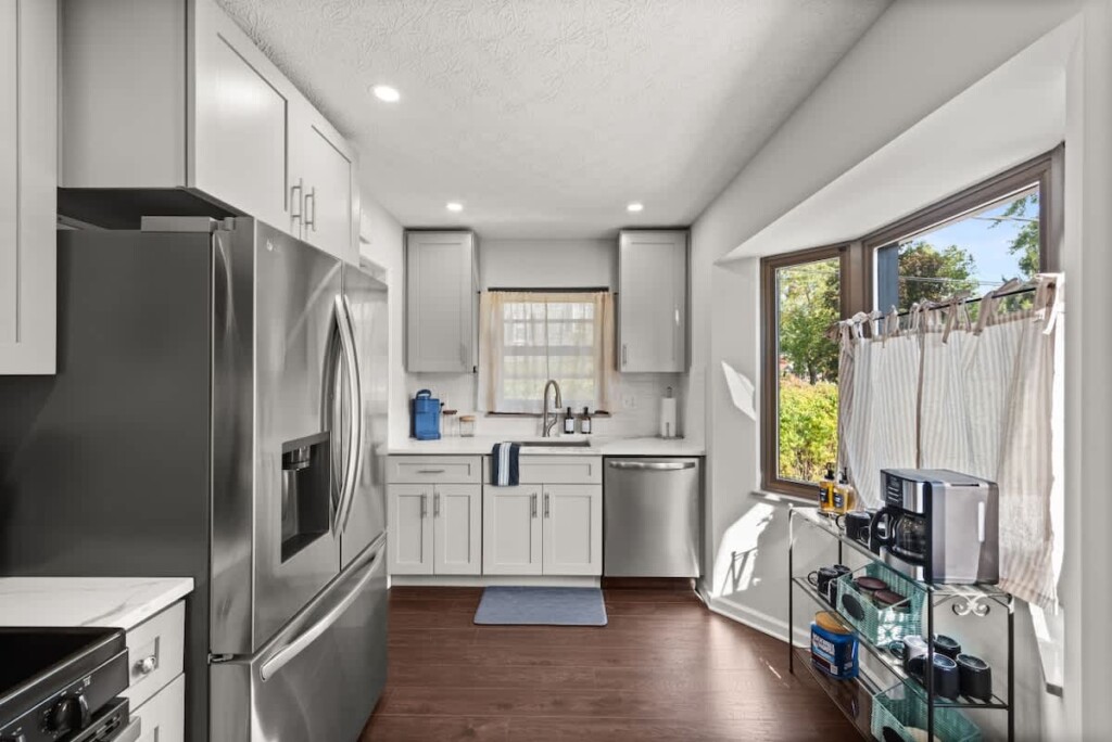 78f0e006 bc48 41 R IxV 1