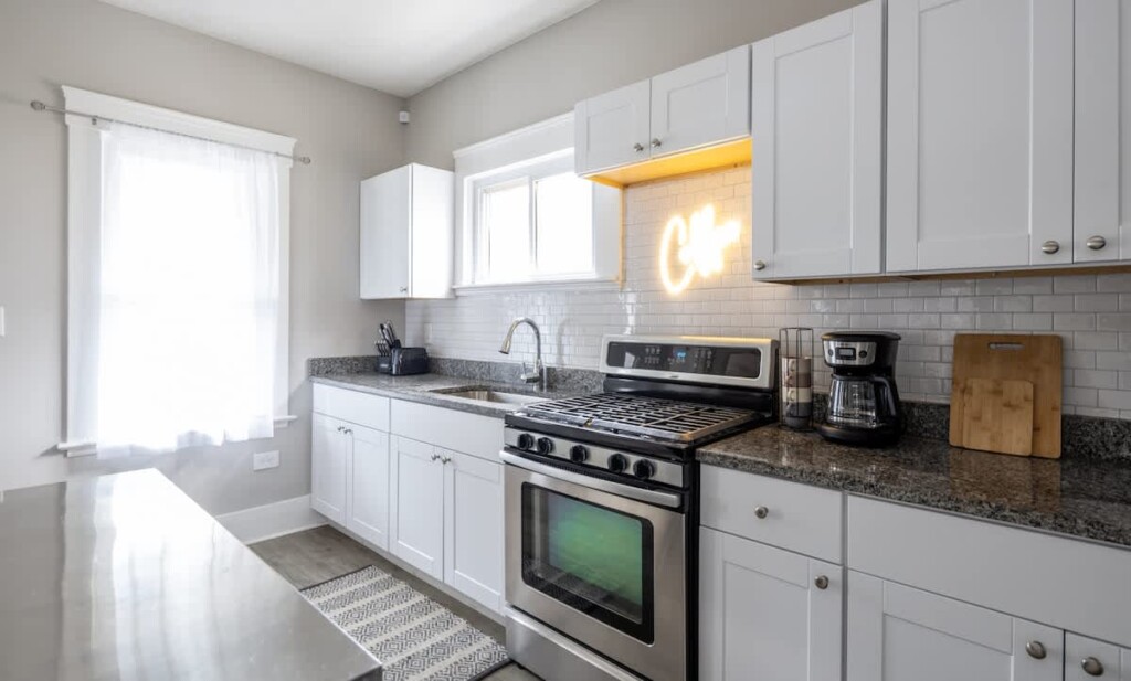 79bef402 aadd 48 AVLxb