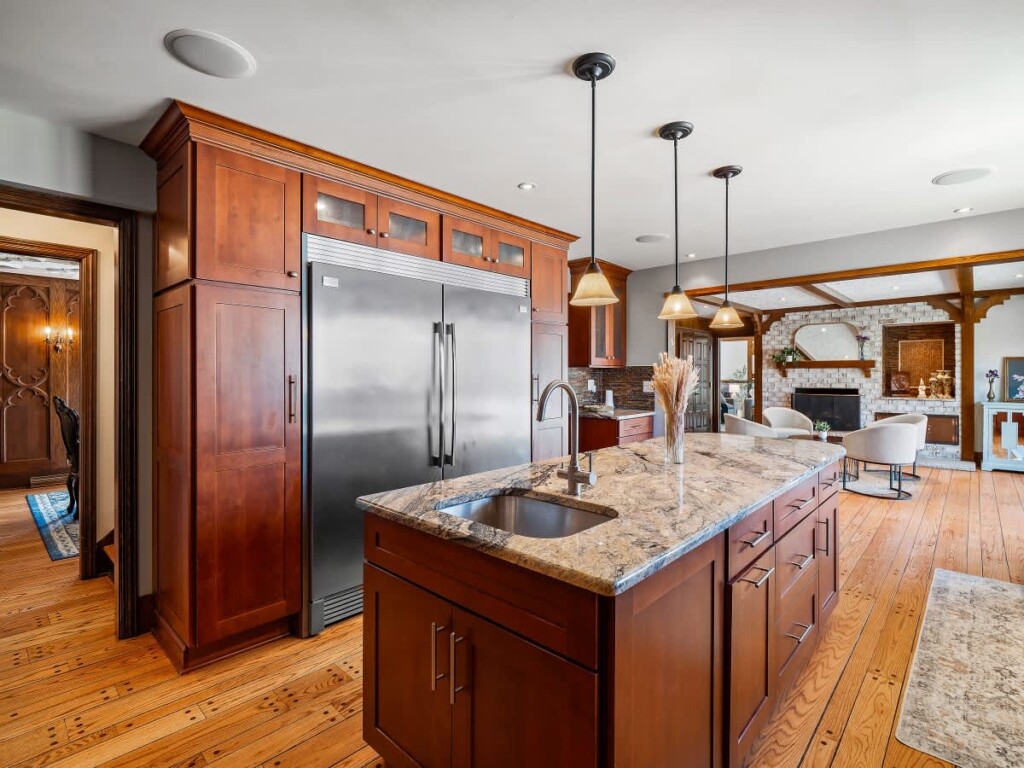 7c7591ef c55d 46 N1OLA