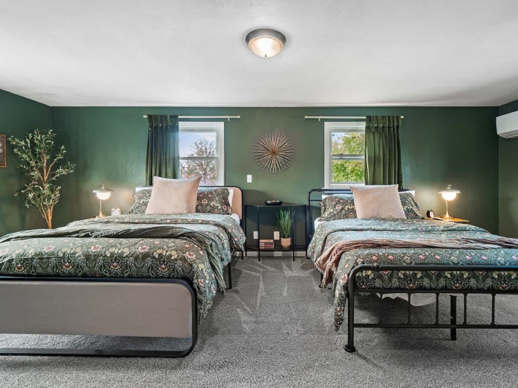 7cdf94aa 3f7f 42 WD7Zt