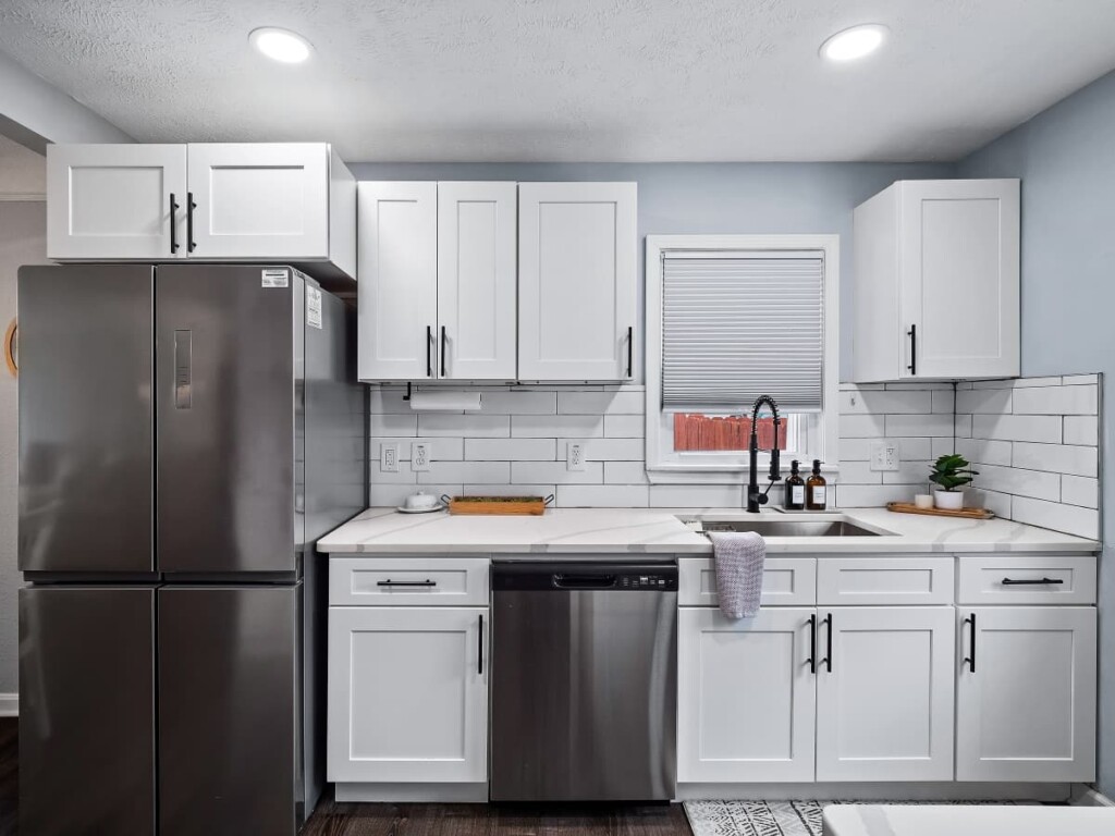 7cf17e78 6b0d 4a 4DZrA