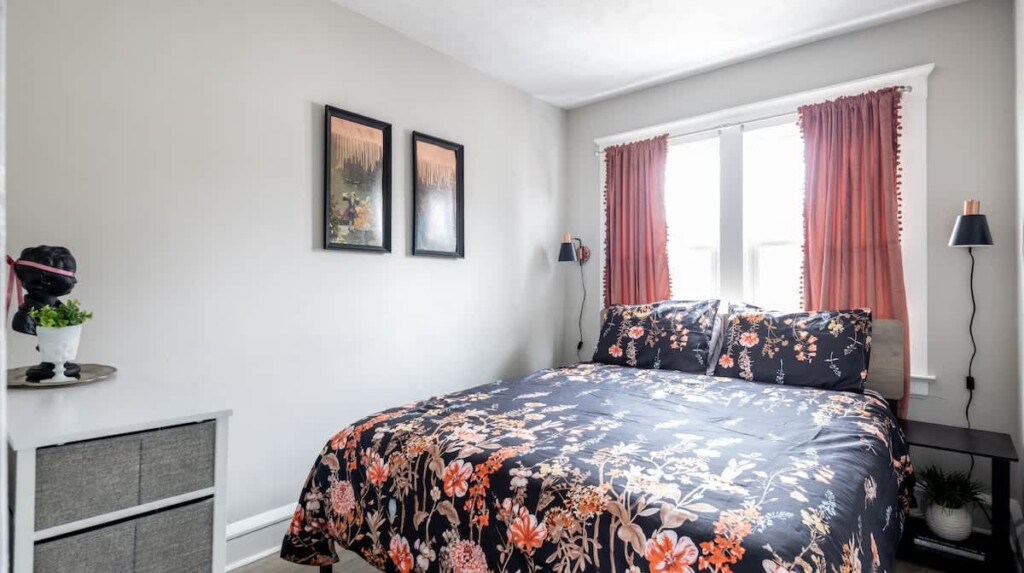 7d3fe953 a691 4b EzziV