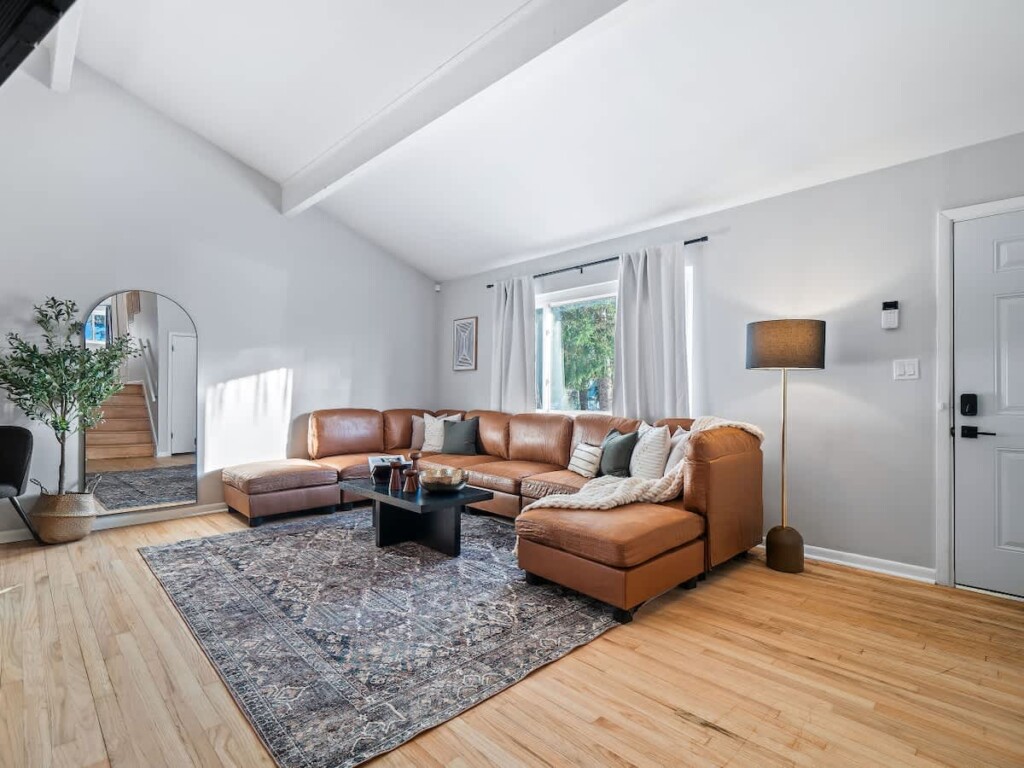 7f28eb4a 9428 4a jSOzP 1