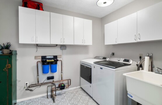 807cc790 3c1a 4a FuJE9