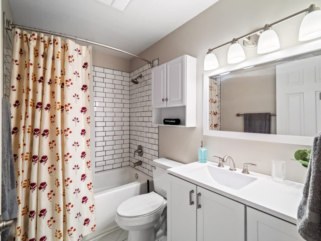 8299e9b0 56dd 4c J2Gtb