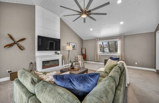 837d7a77 af94 4f PFJF