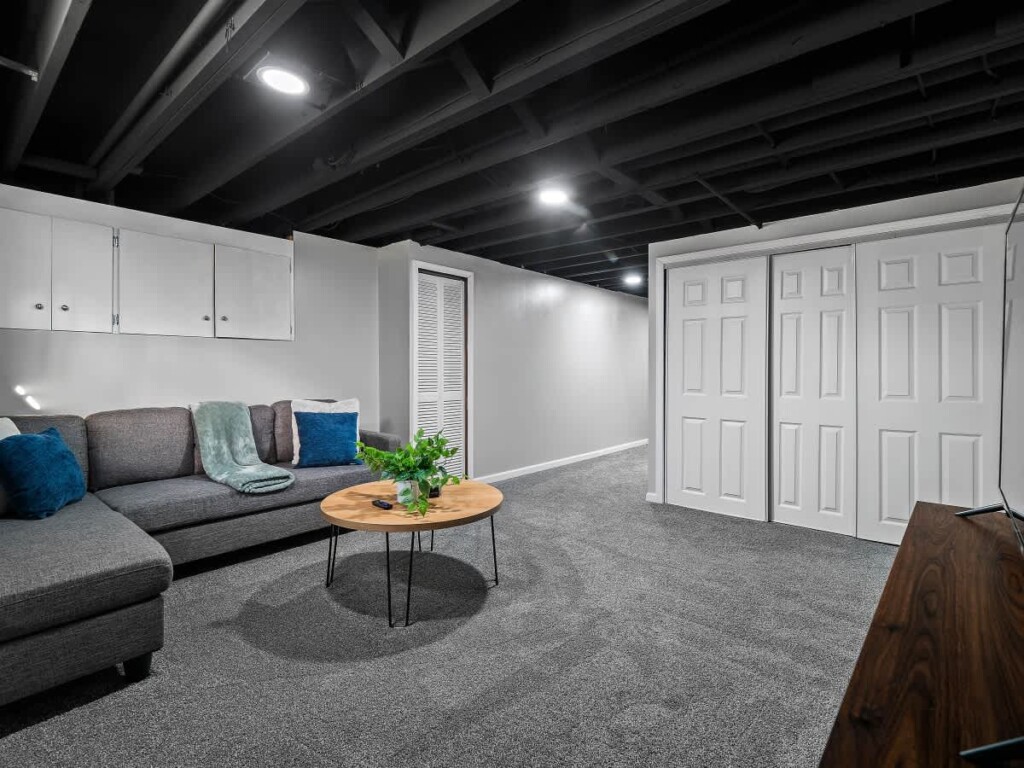 86b64c8b 5c68 4f BrdmT 1