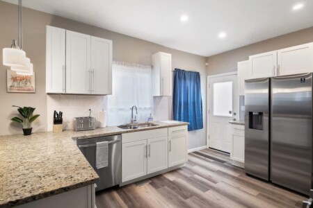 870370e8 6e8b 40 xWLSw