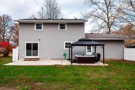 8760bd75 c1c9 4d bKCub