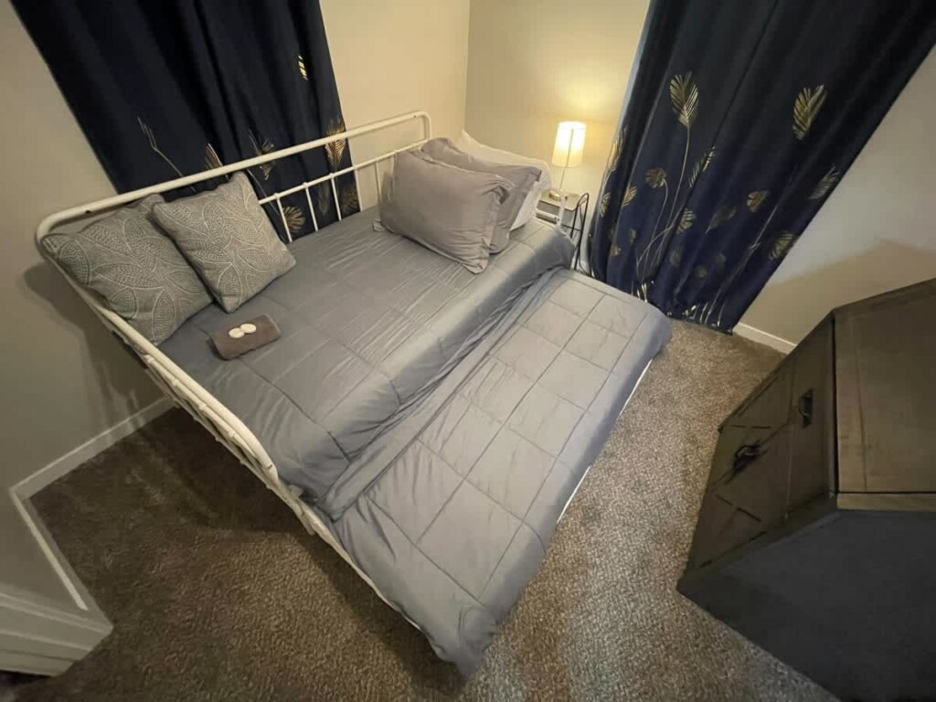 886effe4 3565 4d Llghr