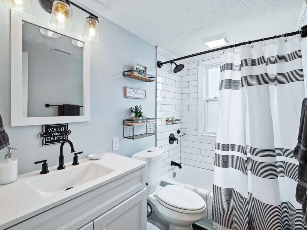 899c584e e4d4 44 1SbPC