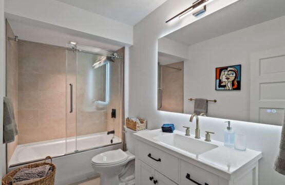 89cb65db 28f6 42 C13OK