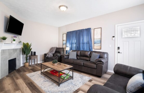 8b254cd8 d875 43 Gq02E