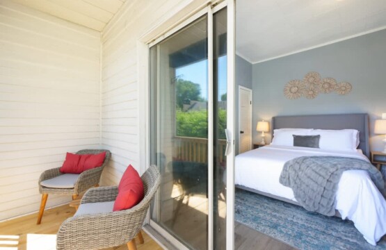 8b8833d8 02a2 47 8dQY5