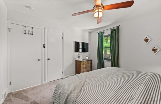 8c2055a0 7f23 40 uCk7x