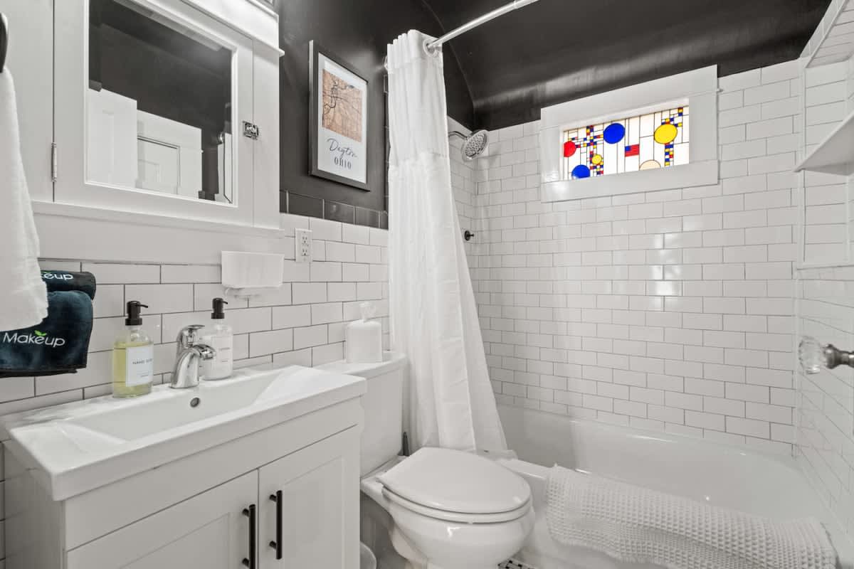 8f76095d 7e1b 4f Tmymn