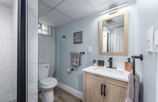 8f84a253 59ff 4d bHYa0