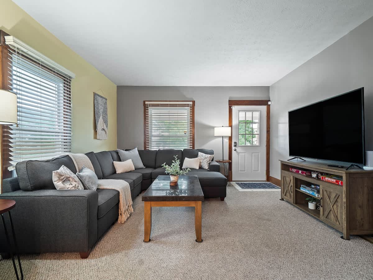 8fa03a8e aaed 4a XfRkV.jpg