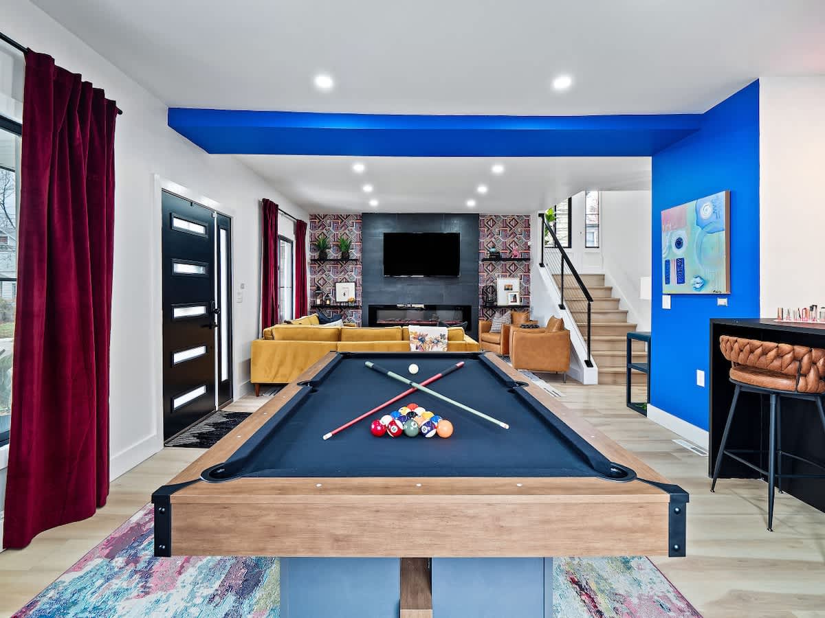 90048325 8ad2 48 5u6xo