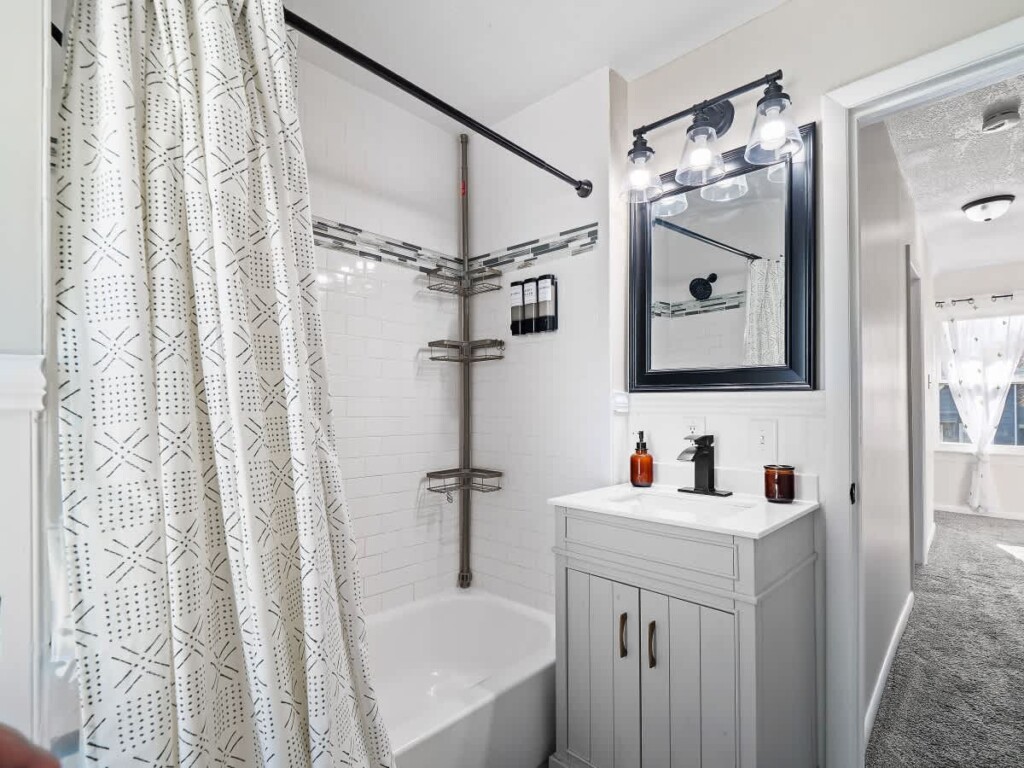 93a42f69 a9a1 42 cCJ5I