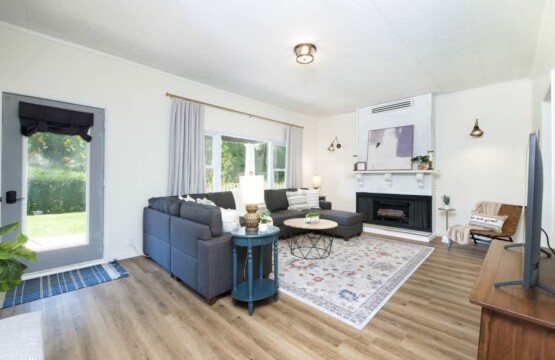 96e9c5c3 b6e9 4b oVLHv