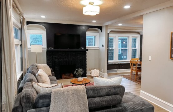 97b56697 bd1f 42 HUKuQ 1