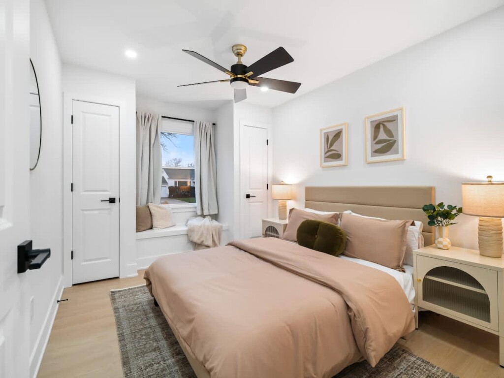 9839e2e1 17f2 4e RTJ9q