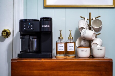 9b25a156 6160 48 Ql iY