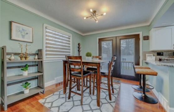 9c5af2e6 bc51 41 LNzXH