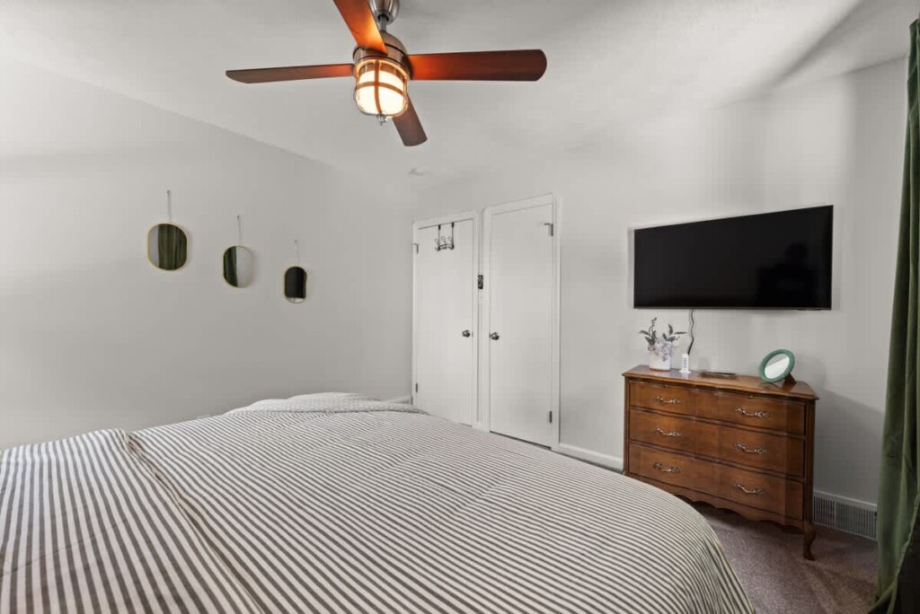 a2033a63 e39a 4c sI uI