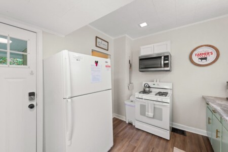 a21f35b8 bb9c 4e U4LyJ