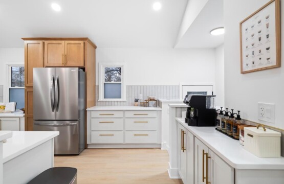 a25a4dd1 ecd7 42 Q3SRV