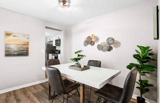 a2e44d76 97ad 4c CbrQg 1