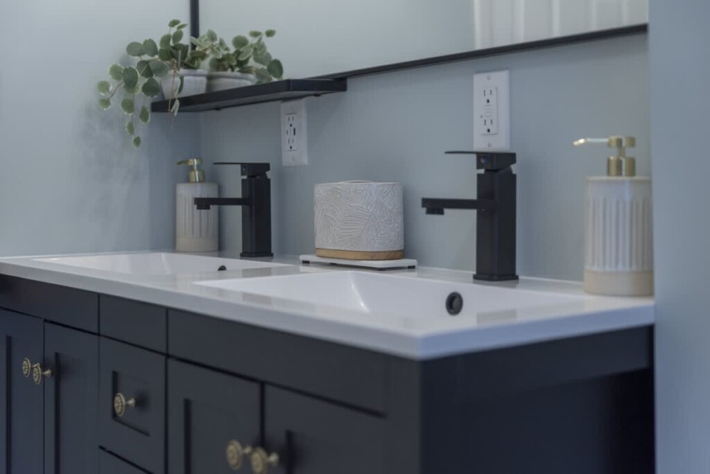 a4a168d5 a30a 4c wOskY