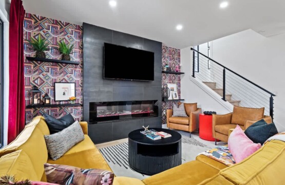 a73f61cd 4f77 44 5 Yjj