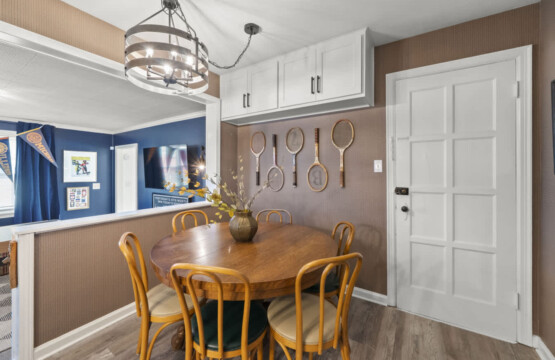 acujpckrqsgxuyofhvav