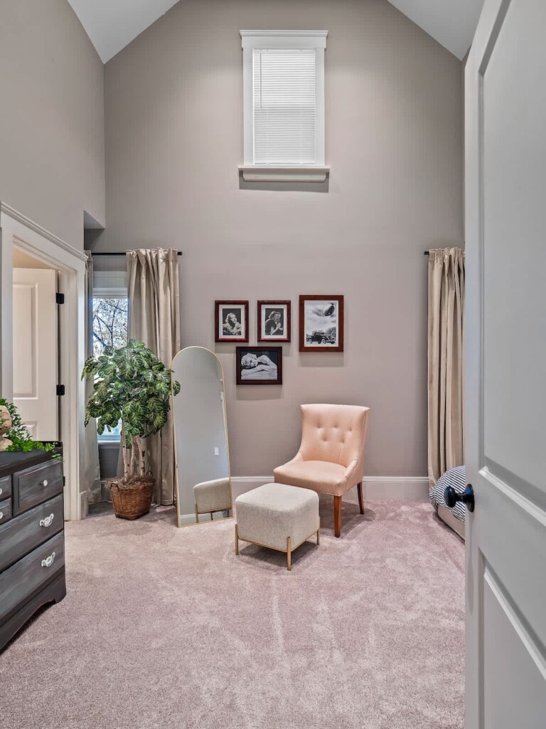 ad8fb9eb 0732 45 OTc5v