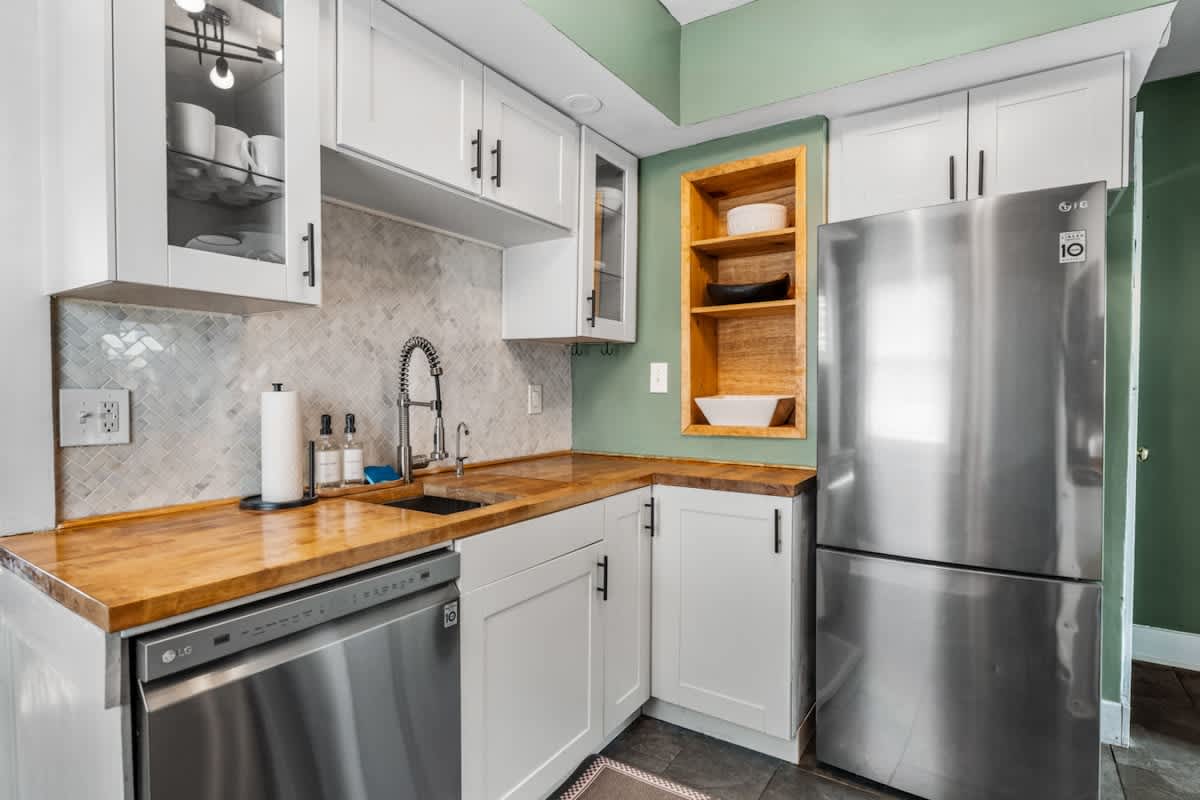 aed5c6f0 1895 4f sANni