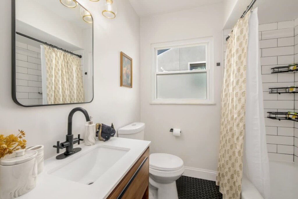 afafe14e 1b32 45 FkAaC 1