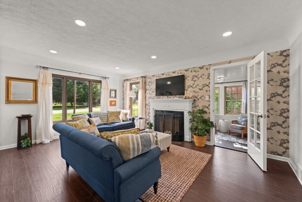 b0886a7a 2bb0 43 TsKZ 1