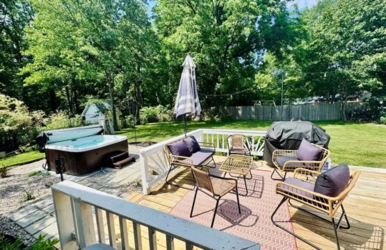 b0c1df05 f56f 44 pAbUt