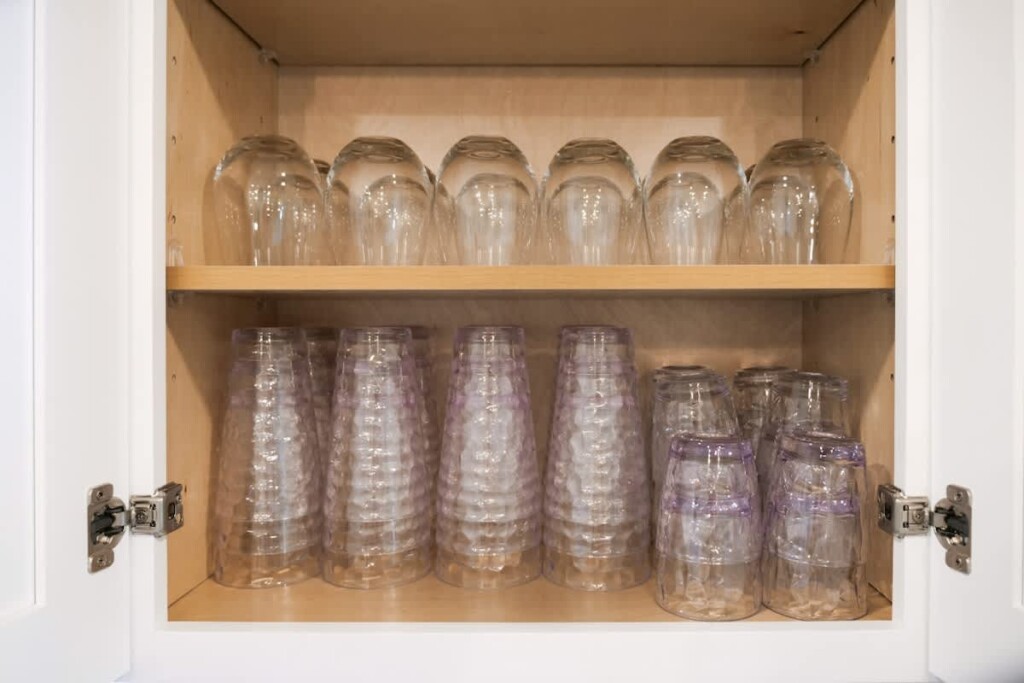 b0d7a6e9 0377 4a EOgF3