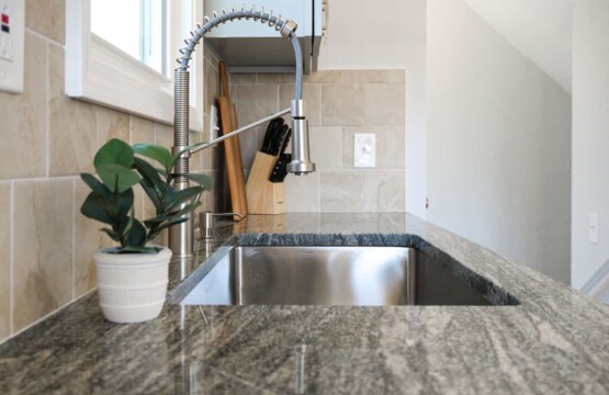 b0e1e23d 8364 43 YgUMB