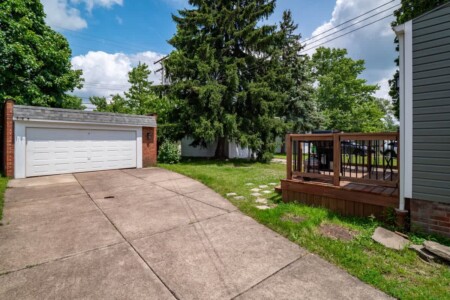 b11b6c01 39b0 42 g8PQZ