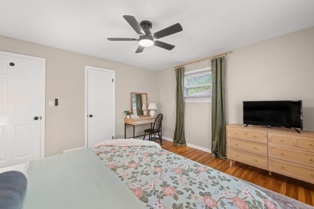 b124b2c2 80b8 4b 8geqk