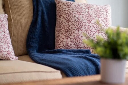 b18d73a3 78eb 47 771QX