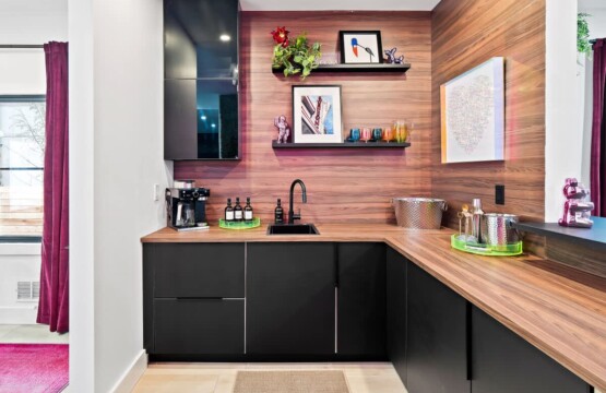 b6130784 0b13 45 1Ch1e