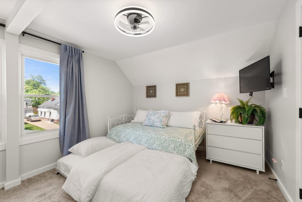 b6a74bec 35cf 48 CMSN6